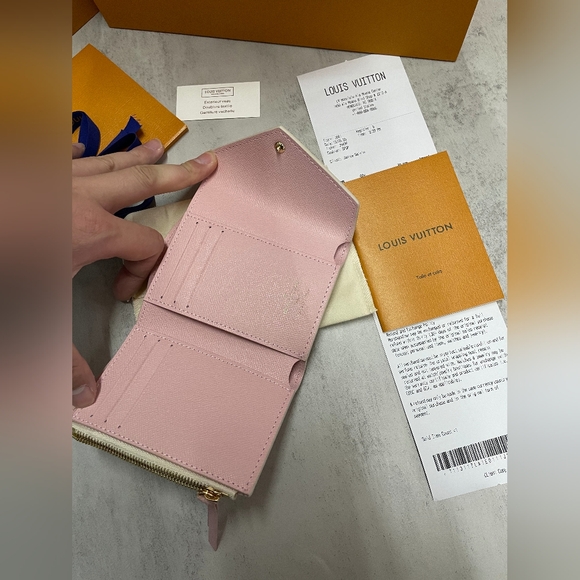 Louis Vuitton Victorine Wallet - Picture 12 of 14